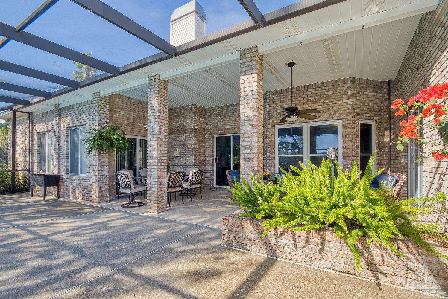 2870 Masters Boulevard Navarre, FL 32566 - Photo 47 of 50