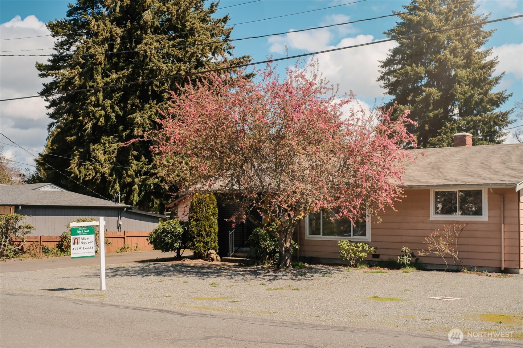 12010 2nd Avenue Southwest Seattle, WA 98146 - Photo 22 of 24