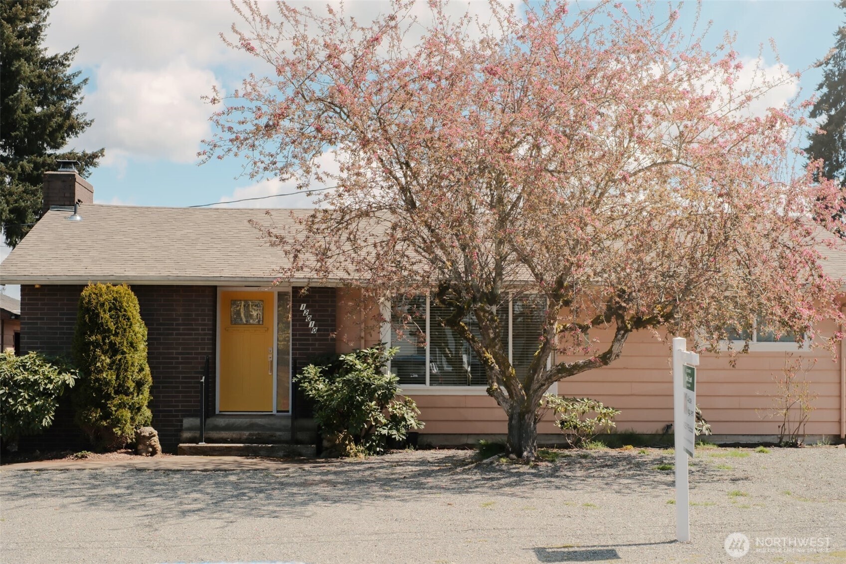 12010 2nd Avenue Southwest Seattle, WA 98146 - Photo 3 of 24