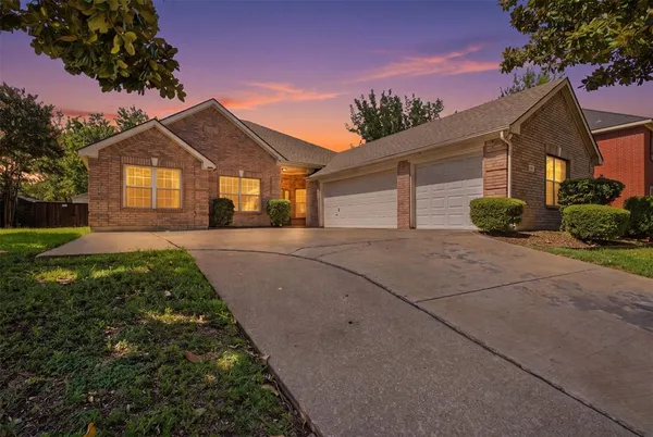 $475,000 | 2813 Bradford Oaks Drive, McKinney, TX 75071