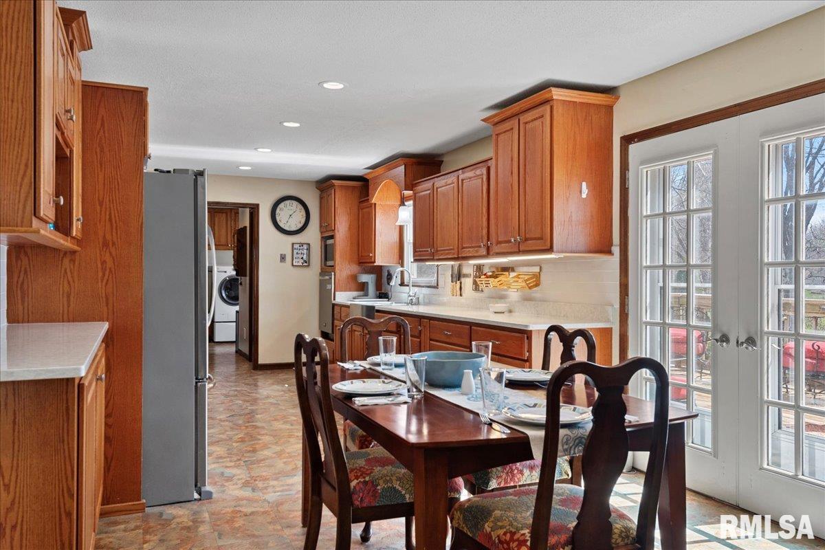 38 Frontier Lake Drive Springfield, IL 62707 - Photo 12 of 53