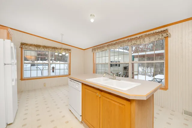 $165,000 | 2841 Hammond Road, Hastings, MI 49058