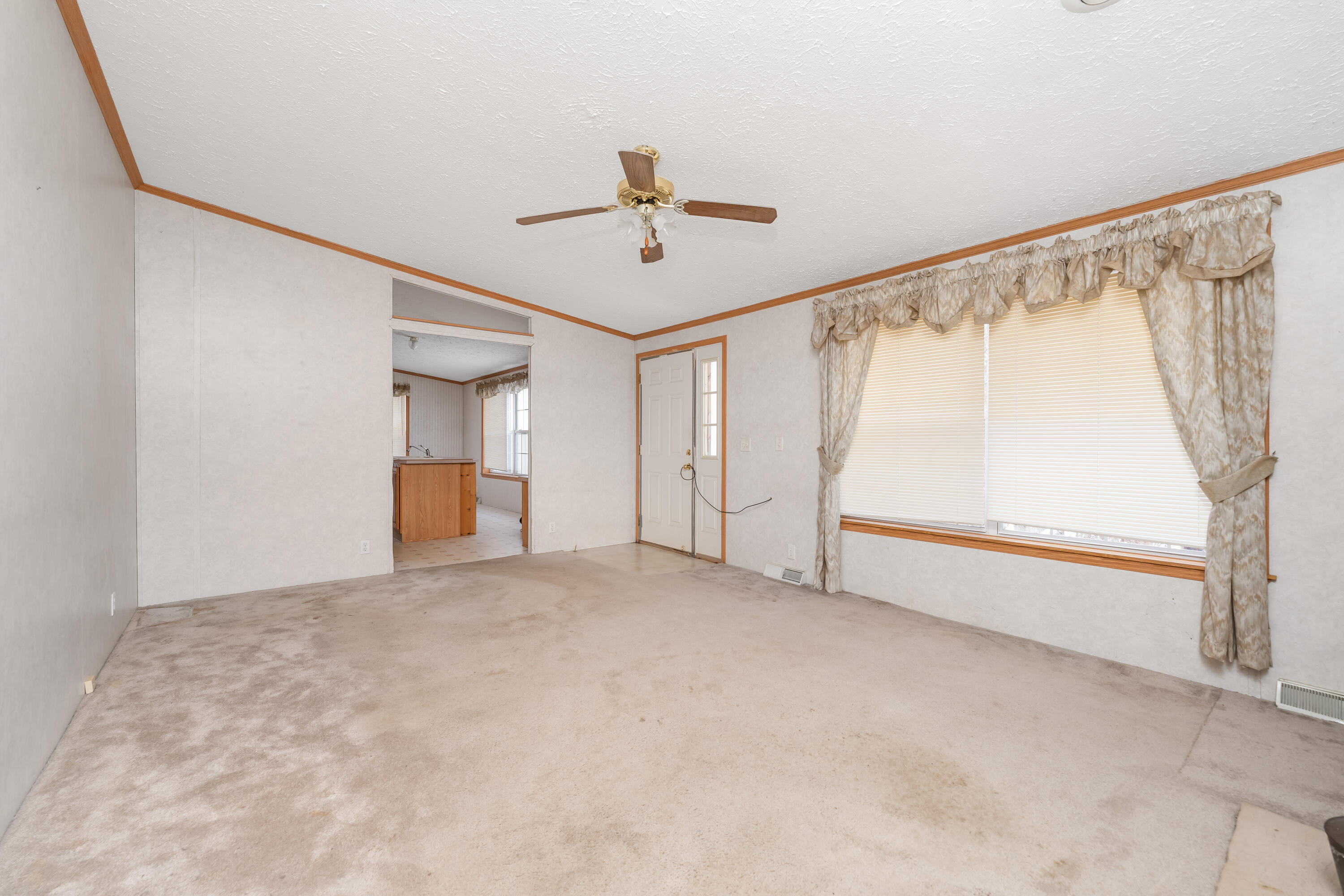 2841 Hammond Road Hastings, MI 49058 - Photo 10 of 25 2841Hammond_LivingRoom2