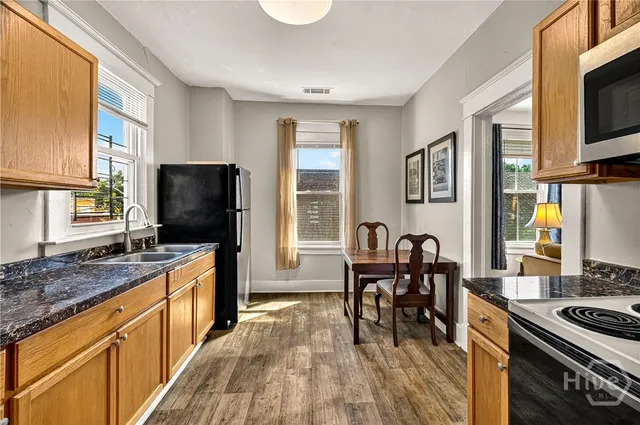 $1,825 | 530 East 35th Street, Savannah, GA 31401