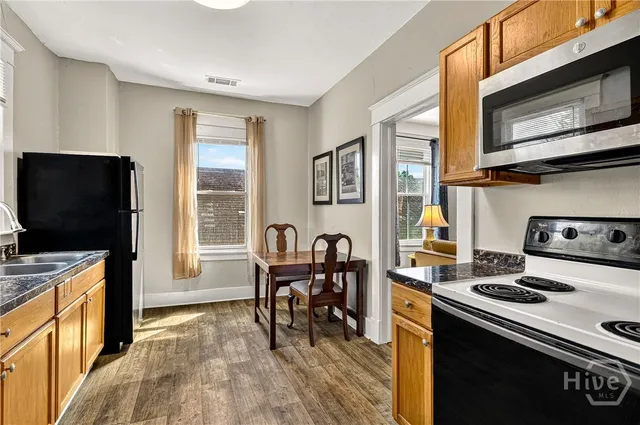 $1,825 | 530 East 35th Street, Savannah, GA 31401