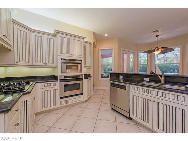 693 8th Street North Naples, FL 34102 - Photo 3 of 13