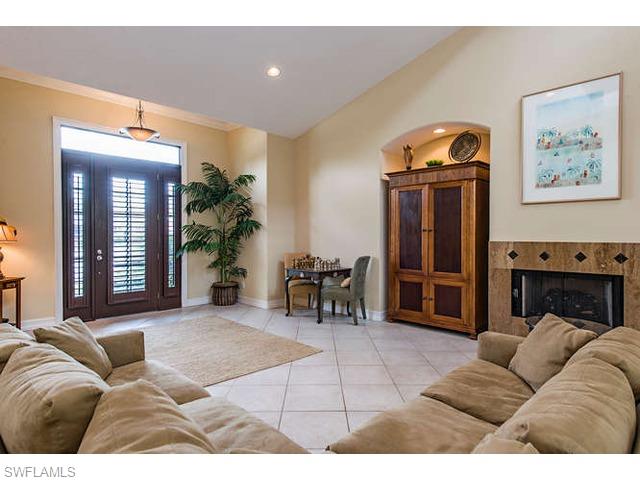 693 8th Street North Naples, FL 34102 - Photo 5 of 13