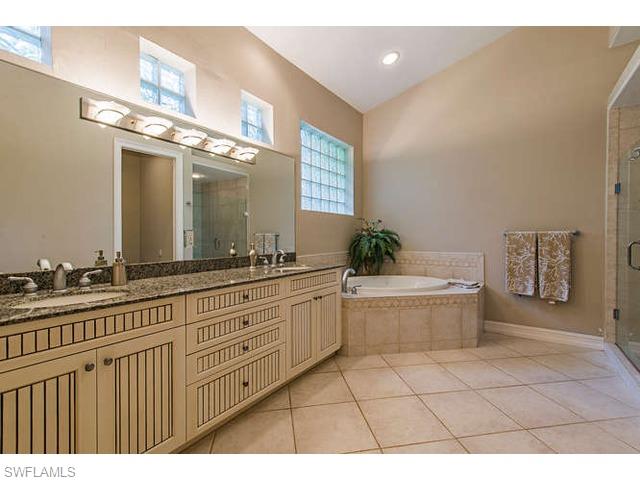693 8th Street North Naples, FL 34102 - Photo 7 of 13