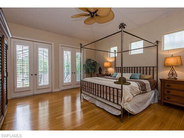 693 8th Street North Naples, FL 34102 - Photo 8 of 13