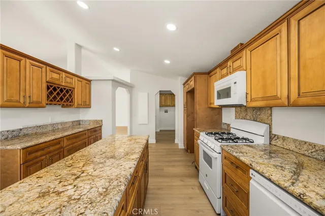 $289,800 | 201 West Collins Avenue, Unit 81, Orange, CA 92867