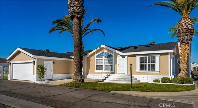 $289,800 | 201 West Collins Avenue, Unit 81, Orange, CA 92867