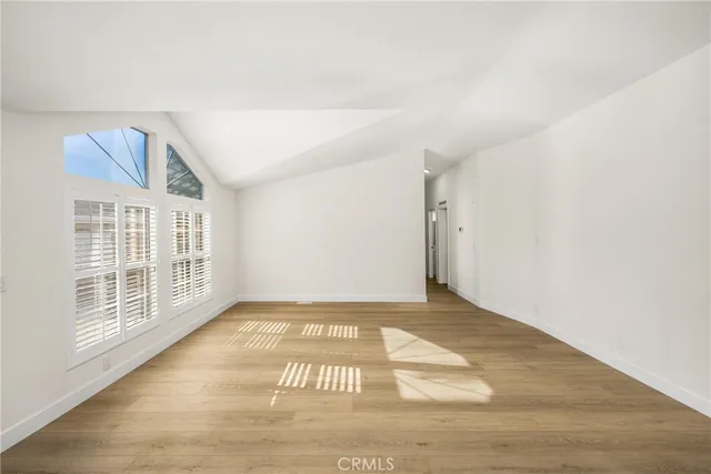 $289,800 | 201 West Collins Avenue, Unit 81, Orange, CA 92867