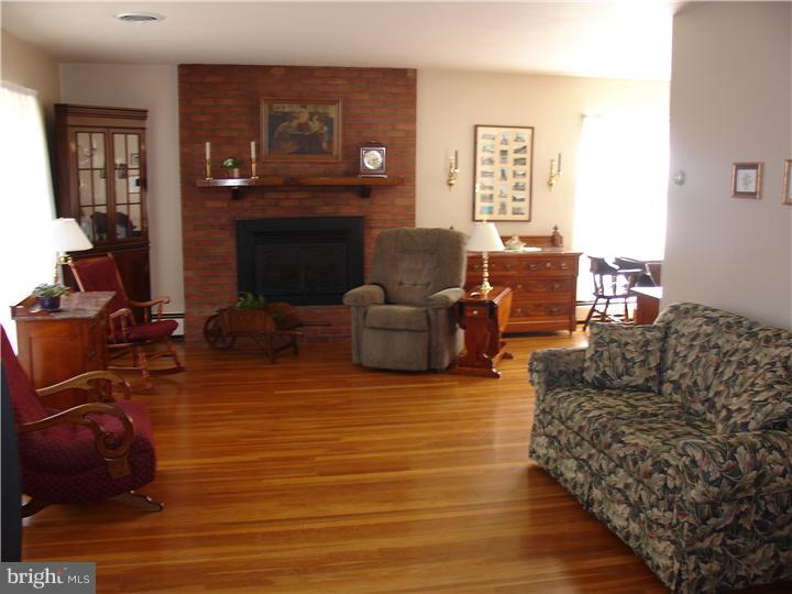 40 Spruce Street Shillington, PA 19607 - Photo 6 of 17