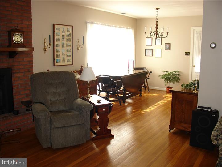 40 Spruce Street Shillington, PA 19607 - Photo 7 of 17