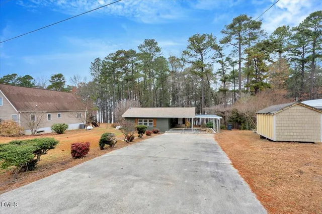 $659,000 | 950 Cedar Cove Road, Henderson, NC 27537