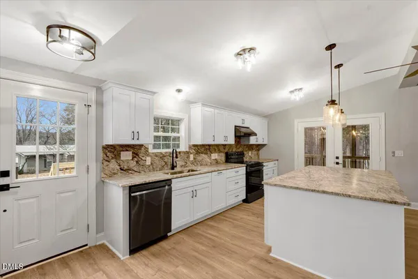 $659,000 | 950 Cedar Cove Road, Henderson, NC 27537