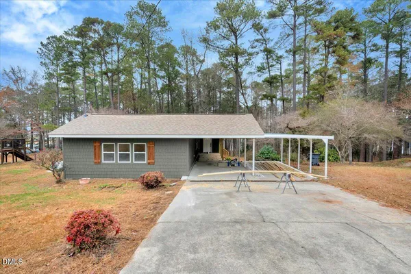 $659,000 | 950 Cedar Cove Road, Henderson, NC 27537