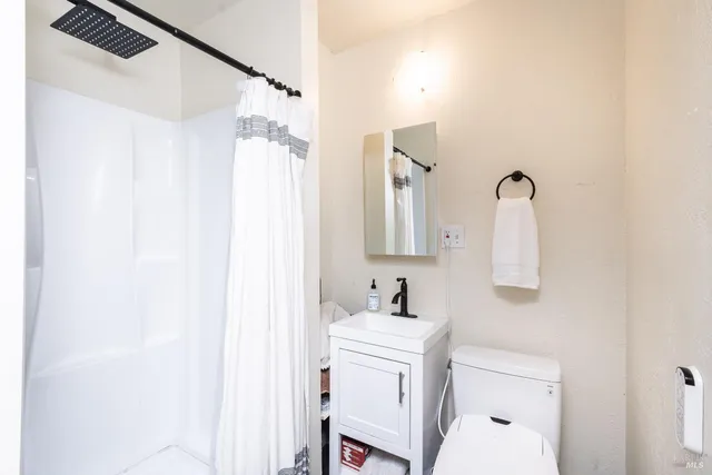 $680,000 | 1596 Verna Drive, Napa, CA 94558