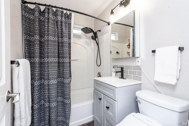 $680,000 | 1596 Verna Drive, Napa, CA 94558