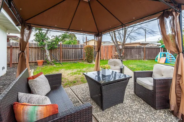 $680,000 | 1596 Verna Drive, Napa, CA 94558