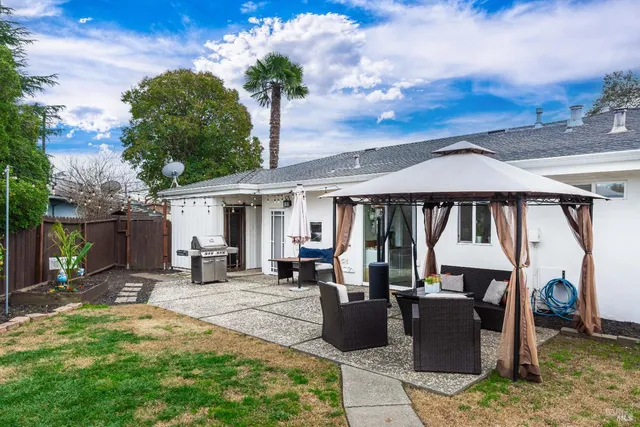 $680,000 | 1596 Verna Drive, Napa, CA 94558