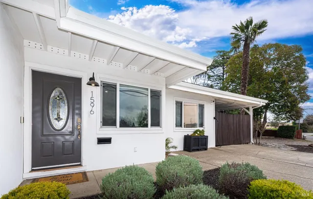 $680,000 | 1596 Verna Drive, Napa, CA 94558