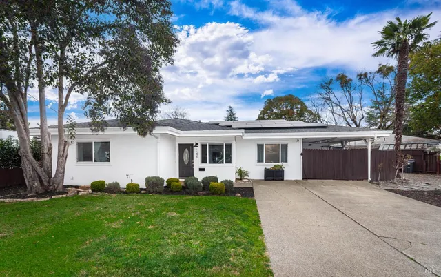 $680,000 | 1596 Verna Drive, Napa, CA 94558