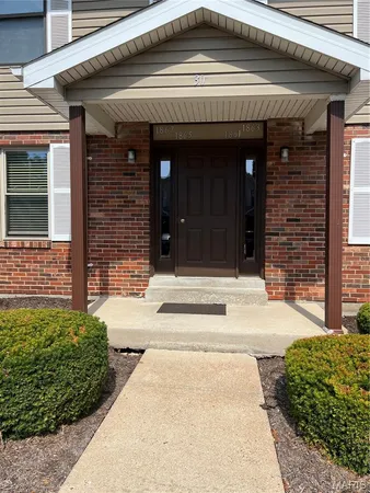 $55,400 | 1863 High Sun Drive, Florissant, MO 63031