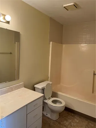 $55,400 | 1863 High Sun Drive, Florissant, MO 63031