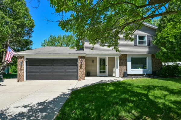 $549,000 | 14390 West Wilbur Drive, New Berlin, WI 53151