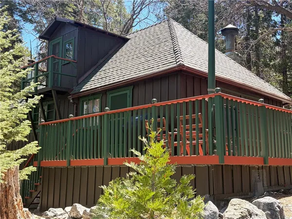 $325,000 | 120 Barton Flats Road, Angelus Oaks, CA 92305