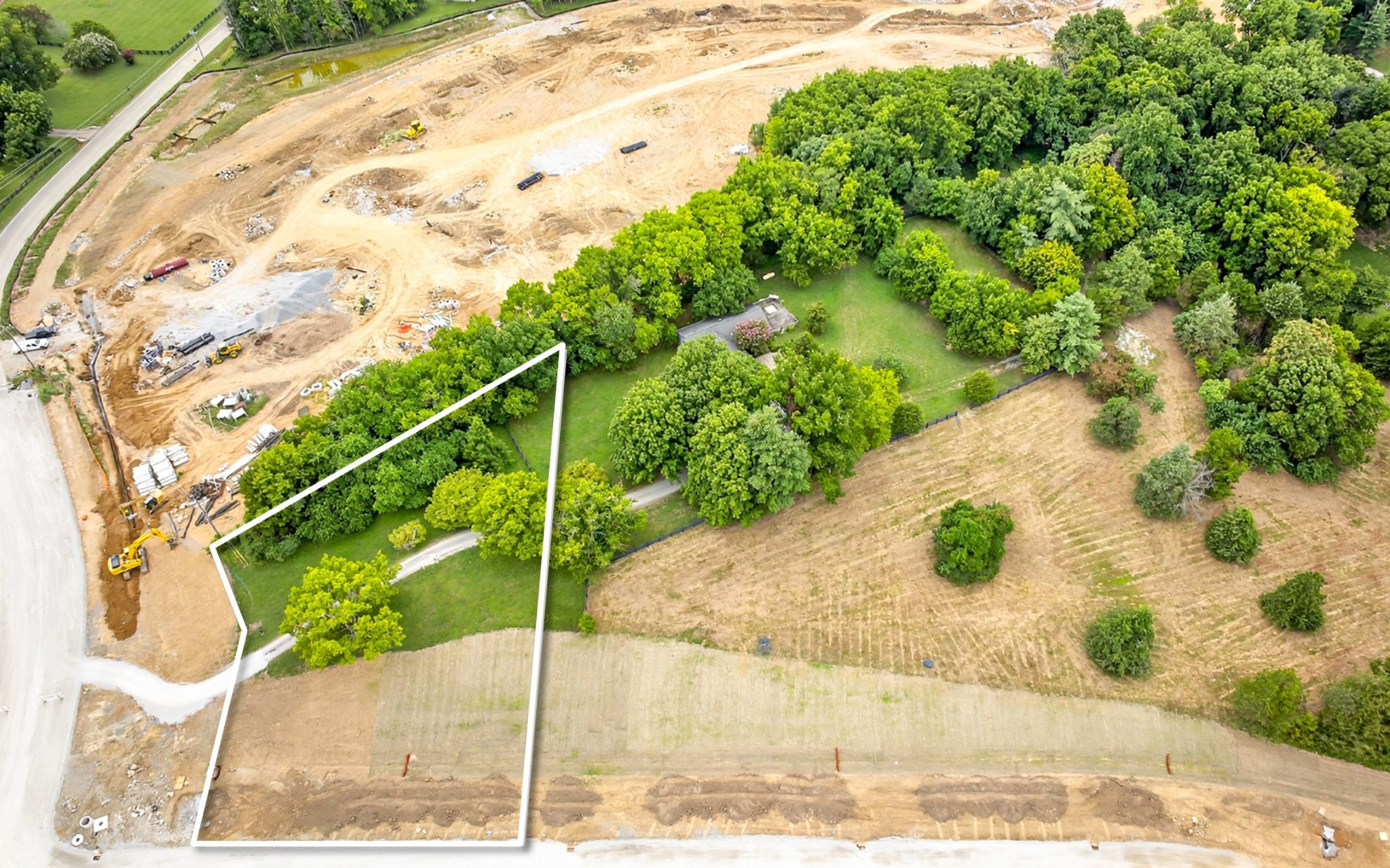 0 South Carothers Road Franklin, TN 37067 - Photo 2 of 19 a backyard of a house with lots of green space