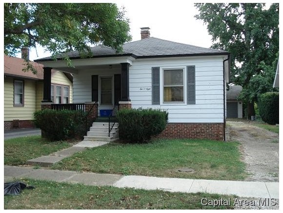 208 East Spruce Street Springfield, IL 62704 - Photo 1 of 12