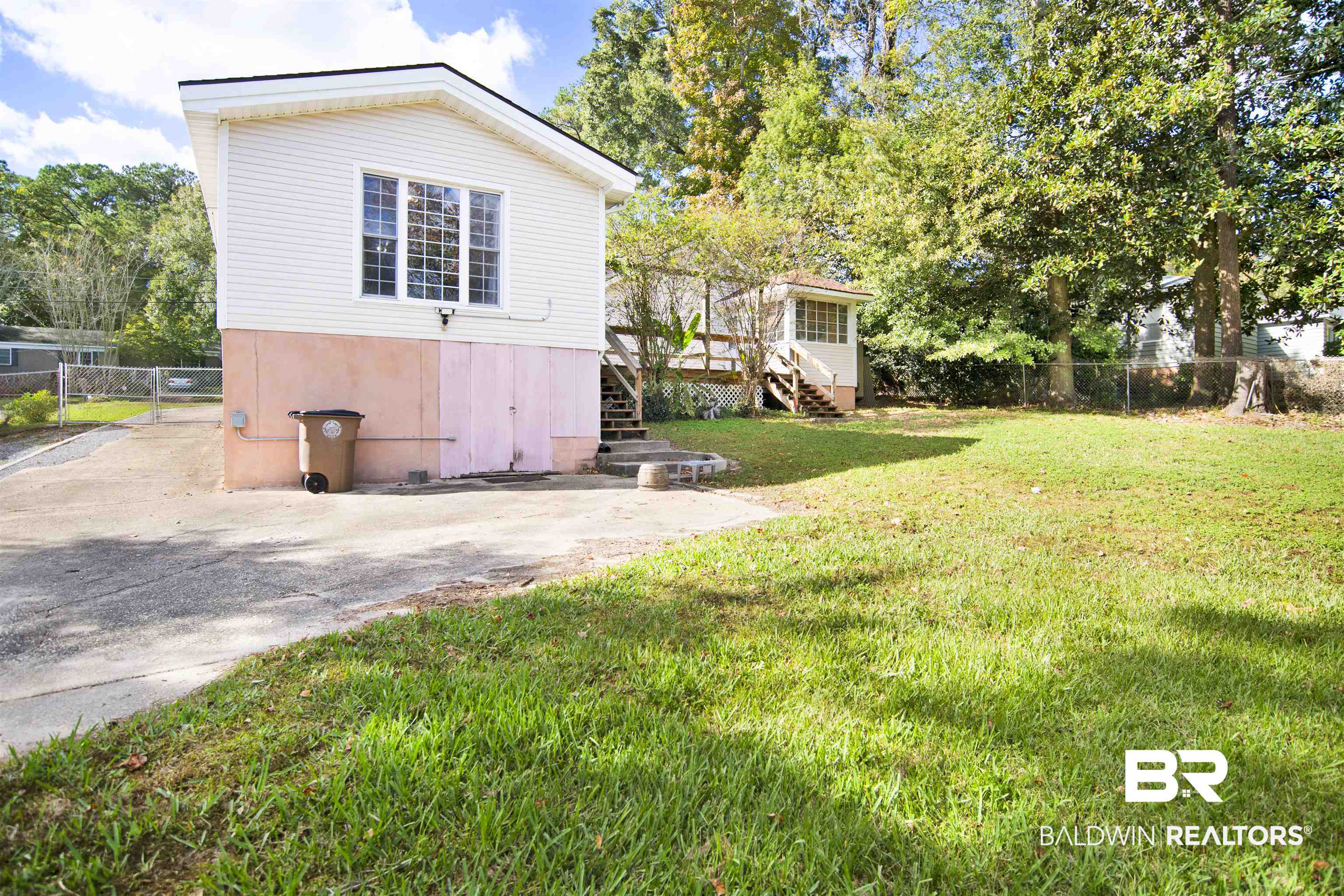 61 South Hillside Lane Mobile, AL 36608 - Photo 29 of 36
