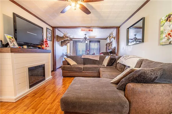 $135,000 | 398 Sugar Run Road, Waynesburg, PA 15370