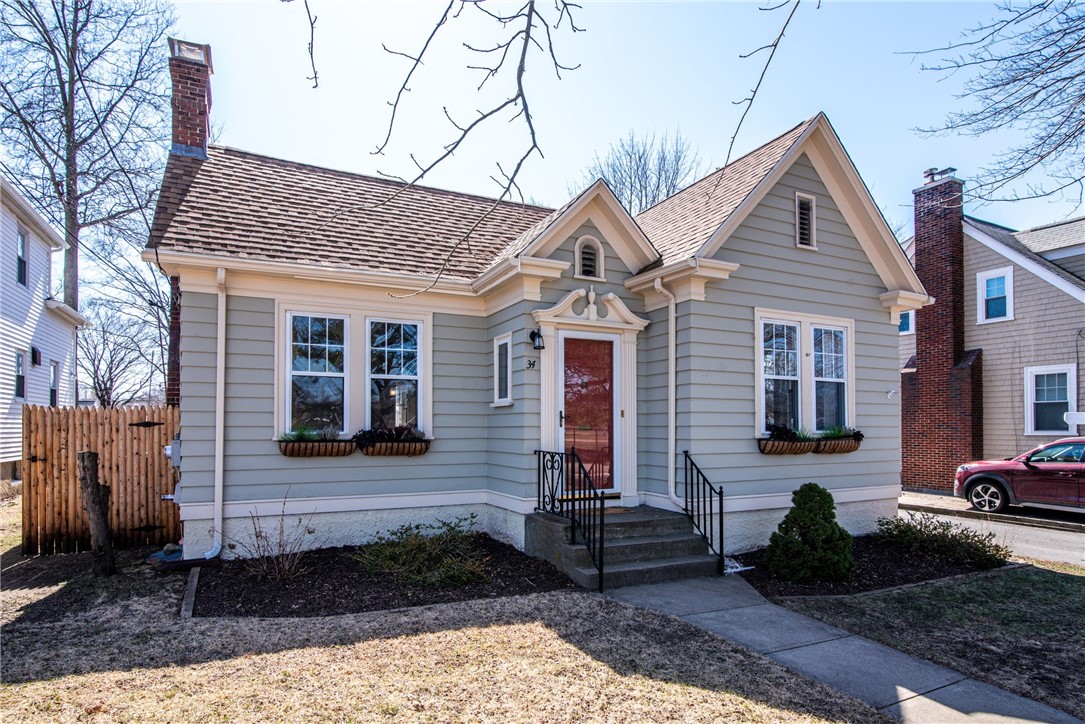 34 Rialto Street Providence, RI 02908 - Photo 2 of 49 Gallery Image 2