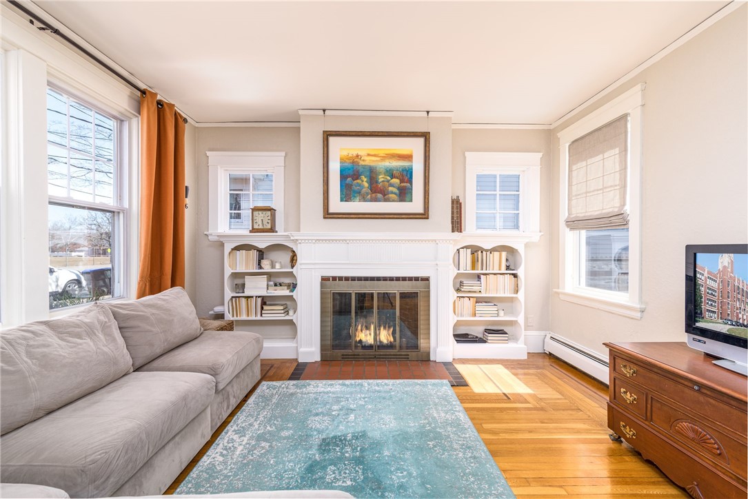 34 Rialto Street Providence, RI 02908 - Photo 6 of 49 Gallery Image 6