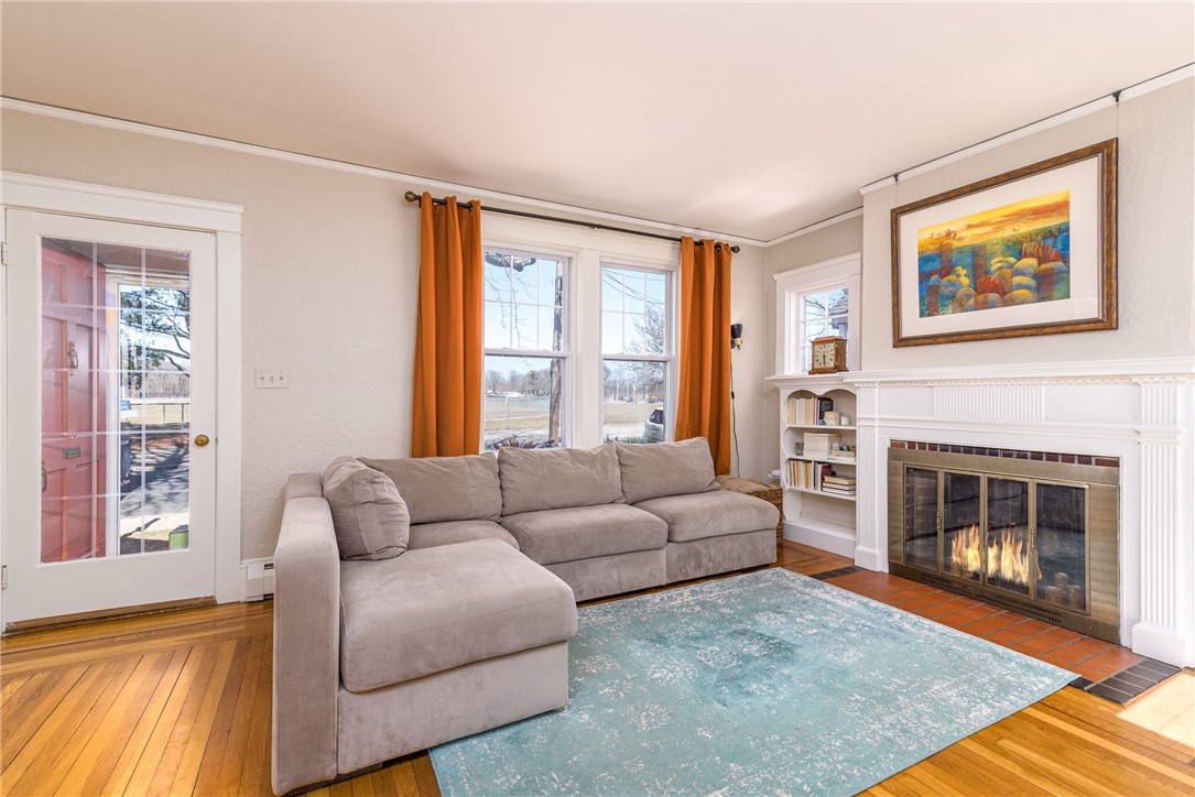 34 Rialto Street Providence, RI 02908 - Photo 10 of 49 Gallery Image 10