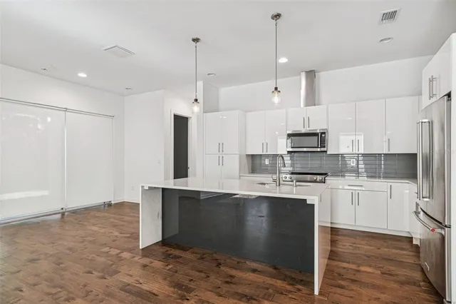 $4,500 | 6719 South Dauphin Avenue, Tampa, FL 33611