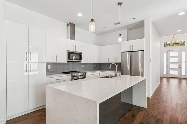 $4,500 | 6719 South Dauphin Avenue, Tampa, FL 33611