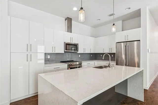 $4,500 | 6719 South Dauphin Avenue, Tampa, FL 33611