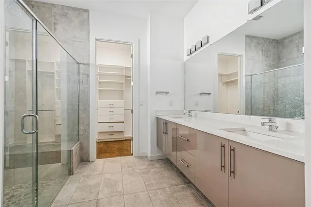 $4,500 | 6719 South Dauphin Avenue, Tampa, FL 33611