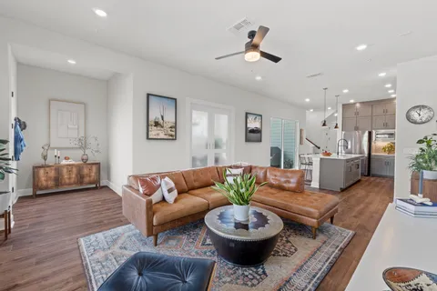 $918,500 | 3915 Tilley Street, Austin, TX 78723