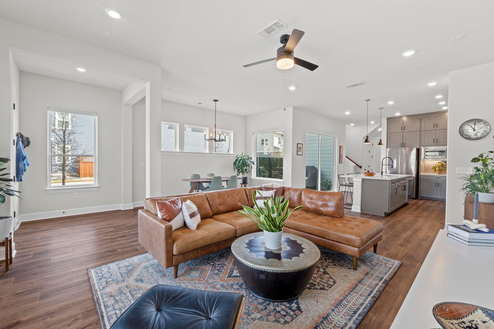 3915 Tilley Street Austin, TX 78723 - Photo 3 of 30