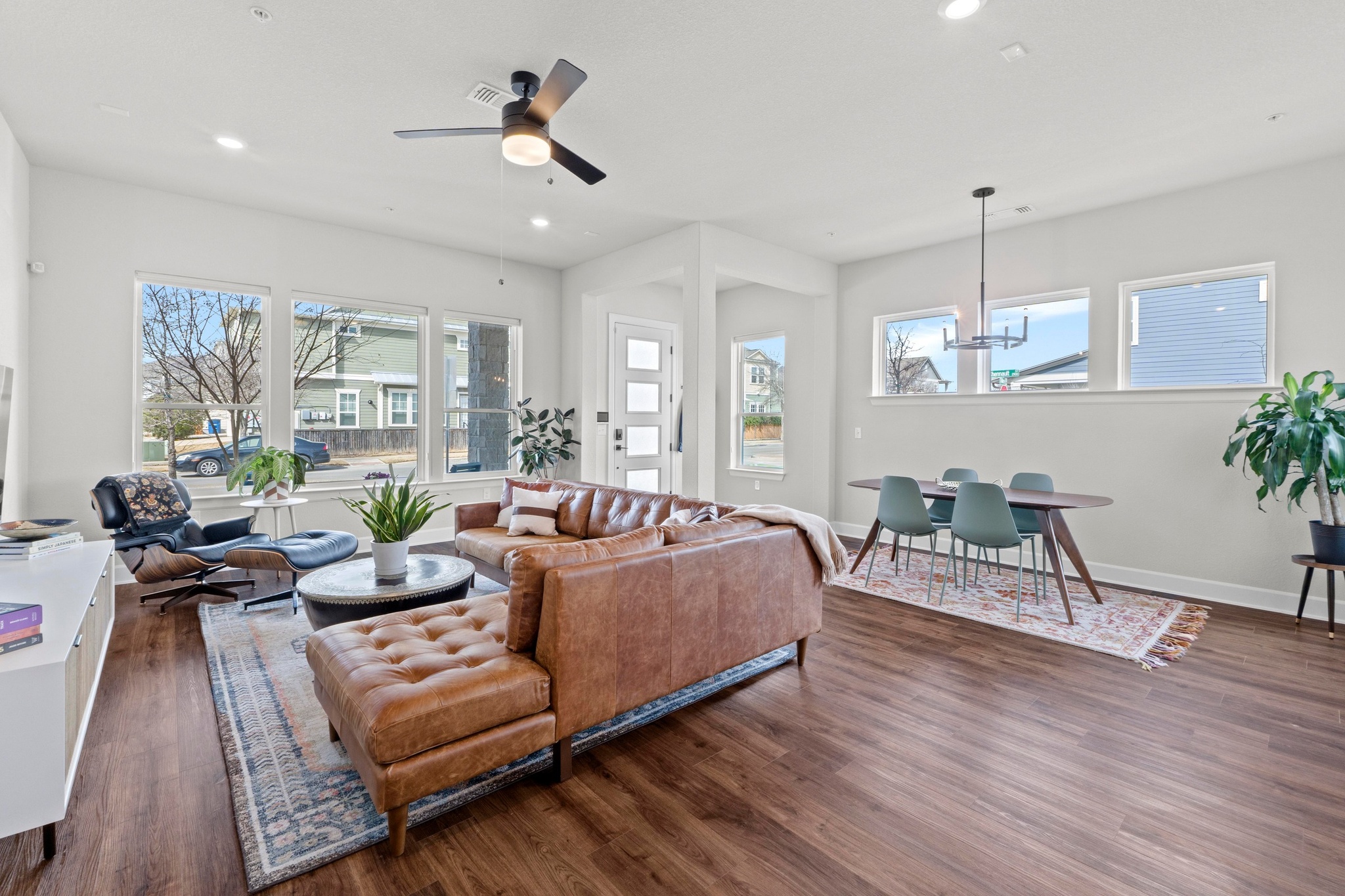 3915 Tilley Street Austin, TX 78723 - Photo 4 of 30