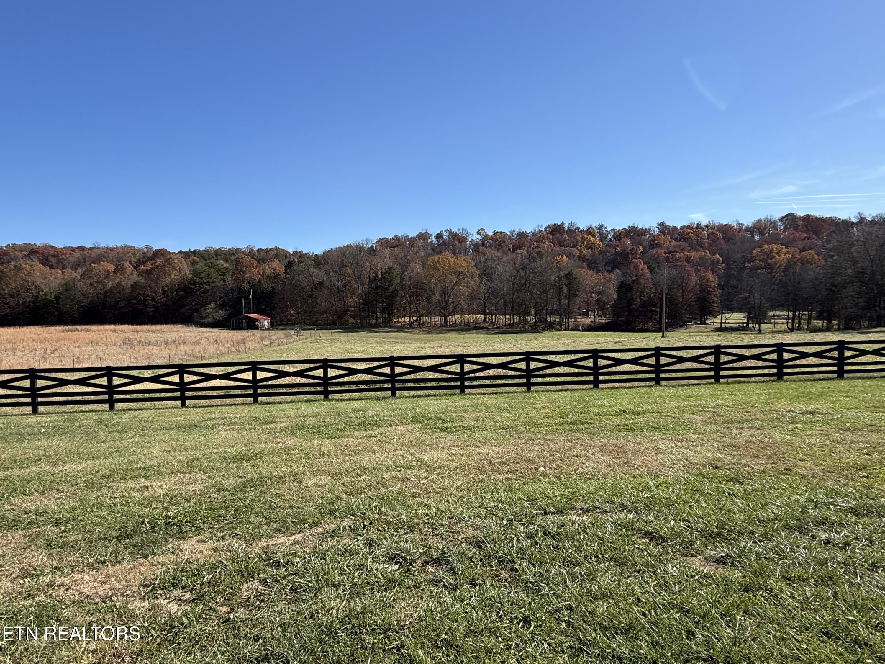 1195 Smith Valley Road Lenoir City, TN 37772 - Photo 4 of 25 IMG_5377