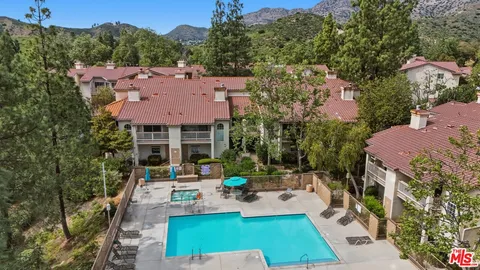$557,000 | 675 Oak Run Trail, Unit TL301, Oak Park, CA 91377