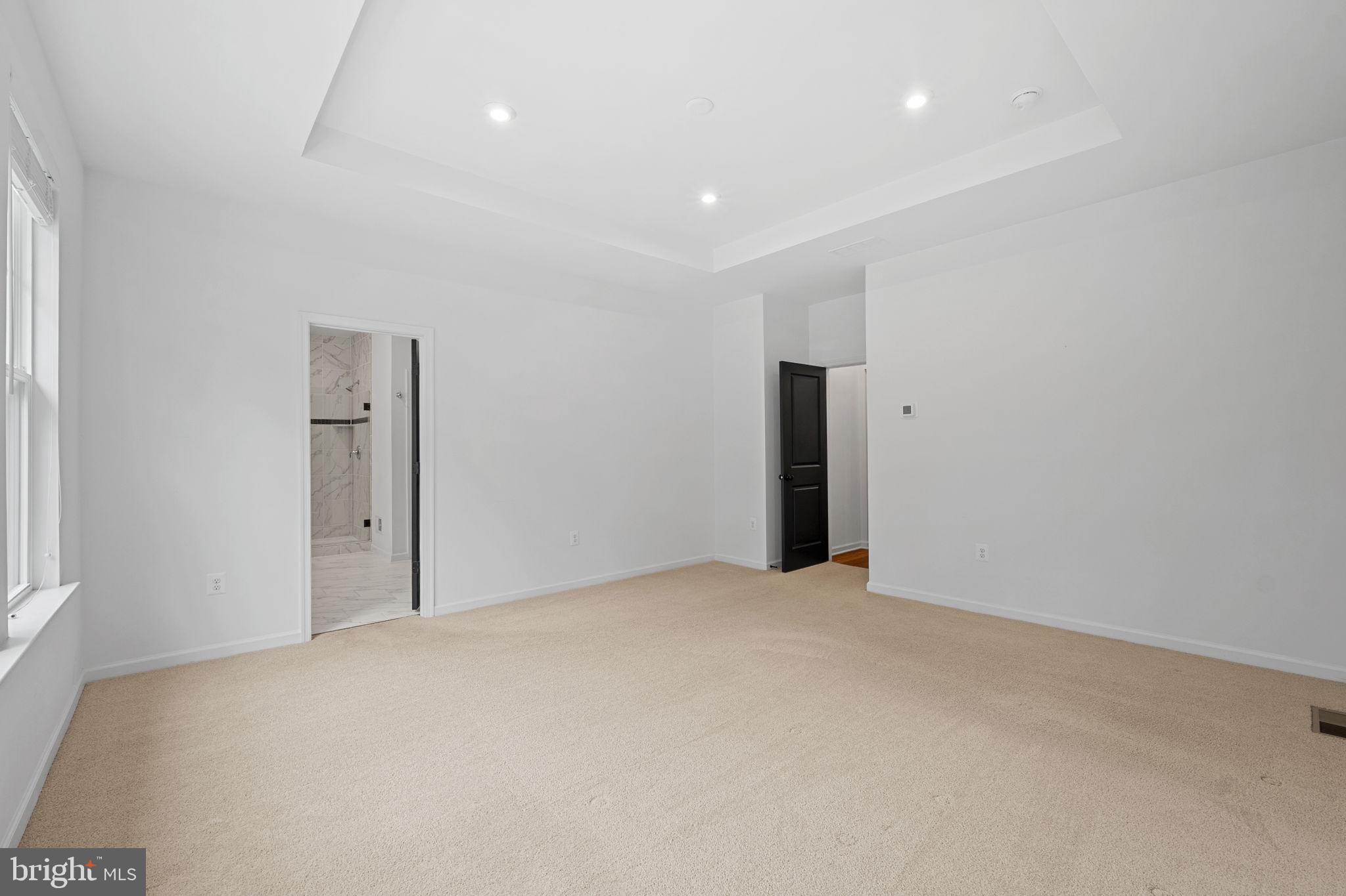 18080 Moss Garden Road Dumfries, VA 22026 - Photo 26 of 76 a view of an empty room