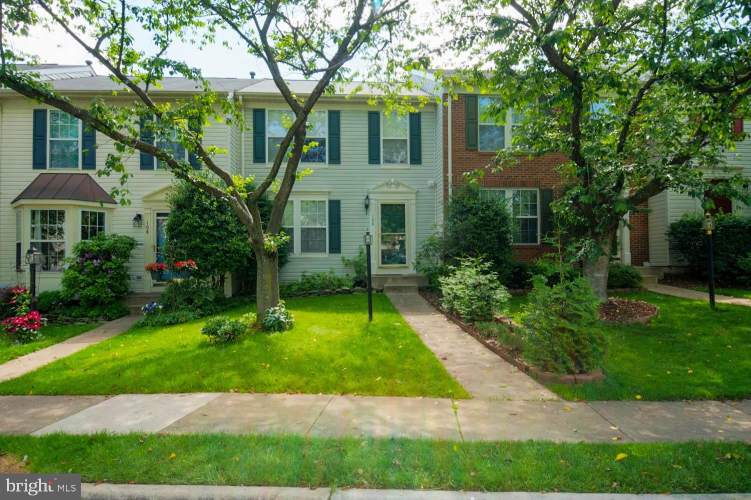 106 Shirley Square Southeast Leesburg, VA 20175 - Photo 1 of 24