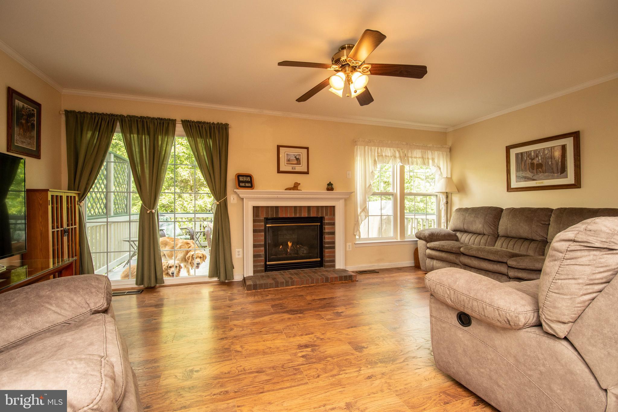 106 Shirley Square Southeast Leesburg, VA 20175 - Photo 17 of 24